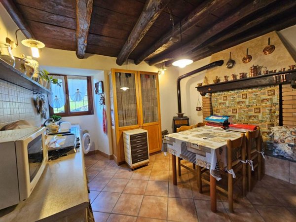 casa indipendente in vendita ad Ubiale Clanezzo
