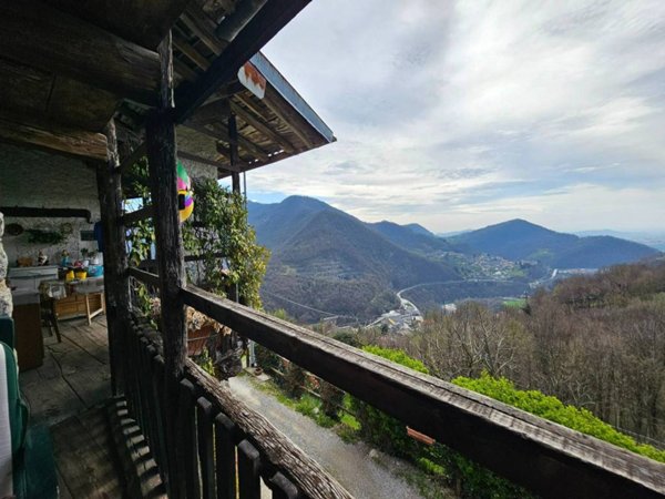 casa indipendente in vendita ad Ubiale Clanezzo