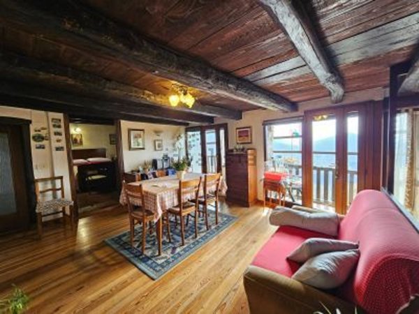 casa indipendente in vendita ad Ubiale Clanezzo