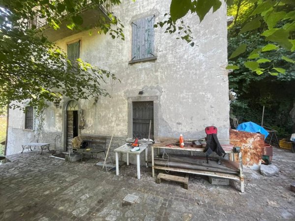 casa indipendente in vendita ad Ubiale Clanezzo