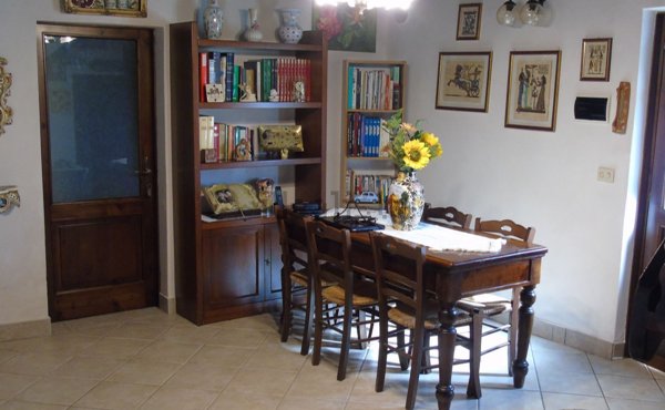 casa indipendente in vendita ad Ubiale Clanezzo