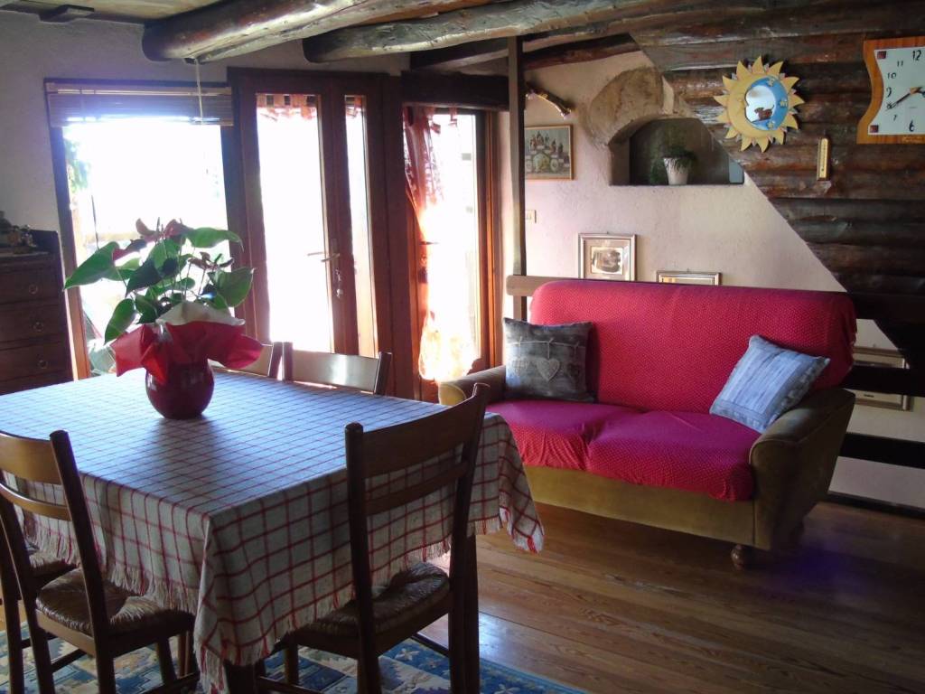 casa indipendente in vendita ad Ubiale Clanezzo