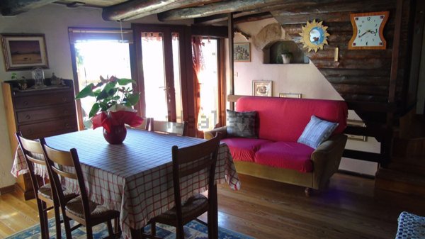 casa indipendente in vendita ad Ubiale Clanezzo