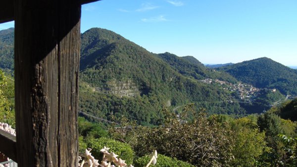 casa indipendente in vendita ad Ubiale Clanezzo