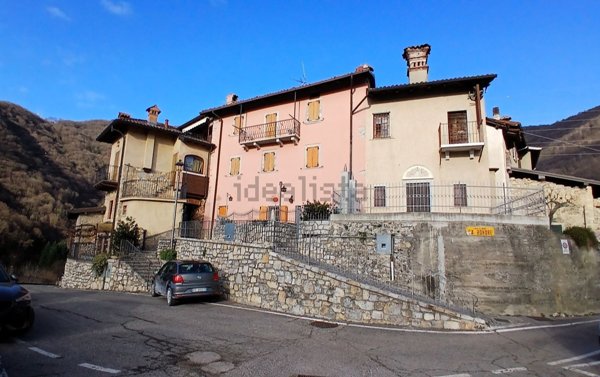 appartamento in vendita ad Ubiale Clanezzo