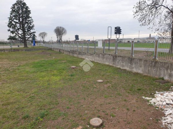 terreno agricolo in vendita ad Urgnano