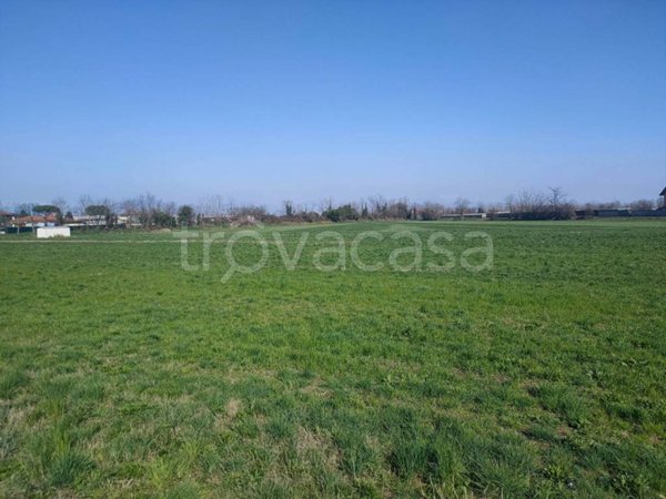 terreno agricolo in vendita ad Urgnano