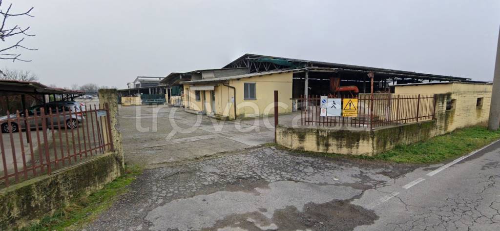 azienda agricola in vendita ad Urgnano