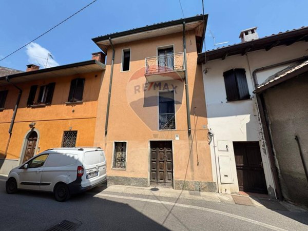 casale in vendita ad Urgnano