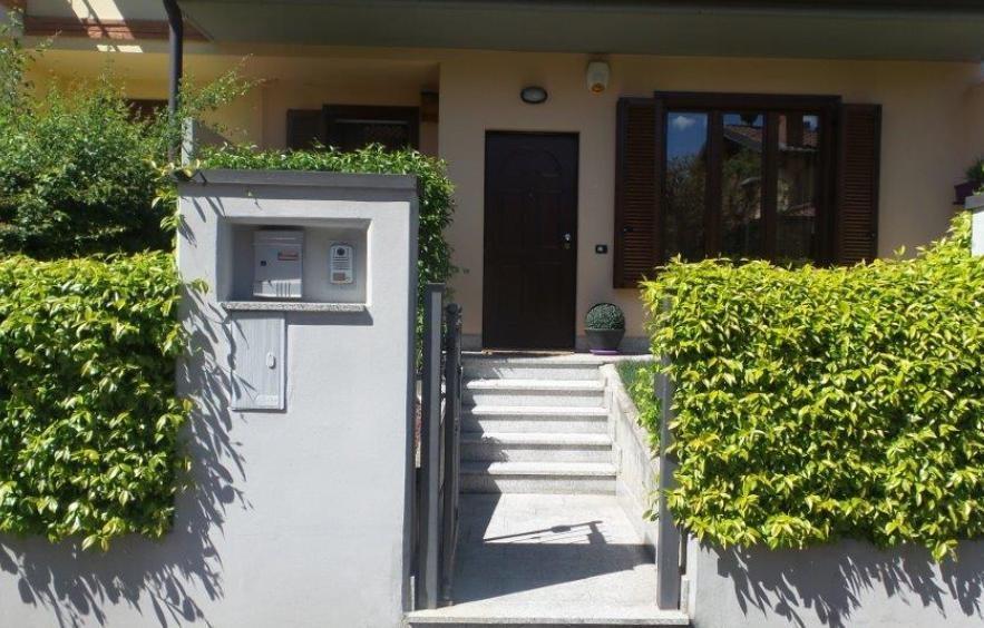 appartamento in vendita ad Urgnano in zona Basella