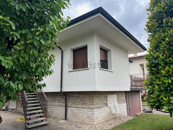 casa indipendente in vendita ad Urgnano
