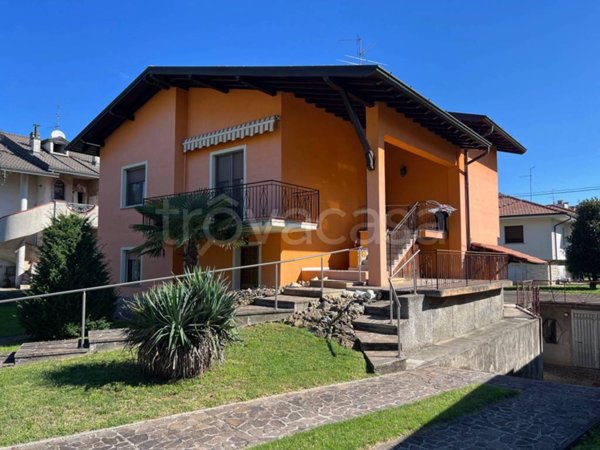 casa indipendente in vendita ad Urgnano