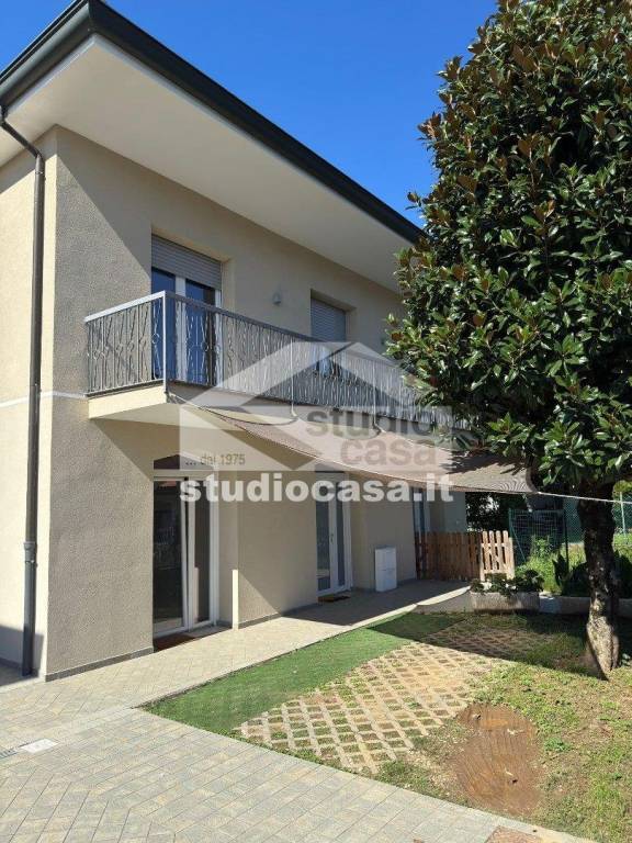 appartamento in vendita ad Urgnano