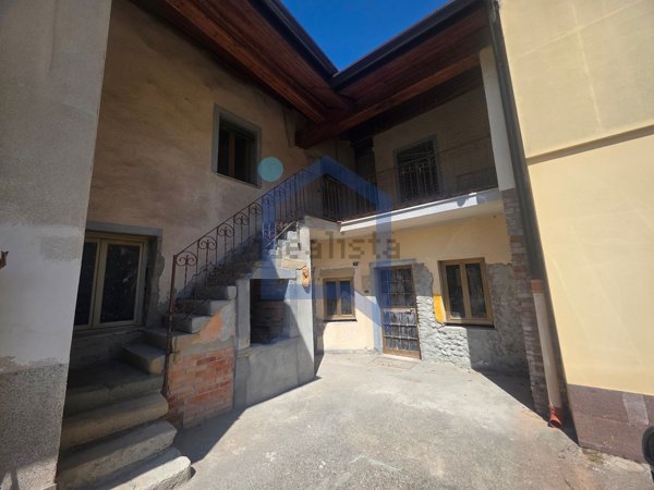 casa indipendente in vendita ad Urgnano