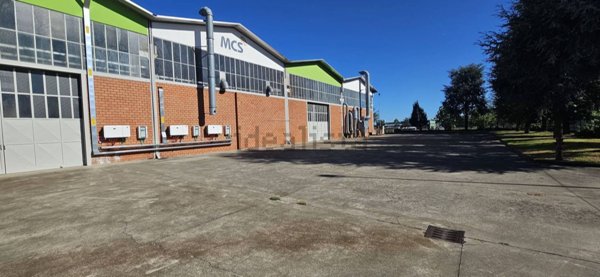 terreno edificabile in vendita ad Urgnano