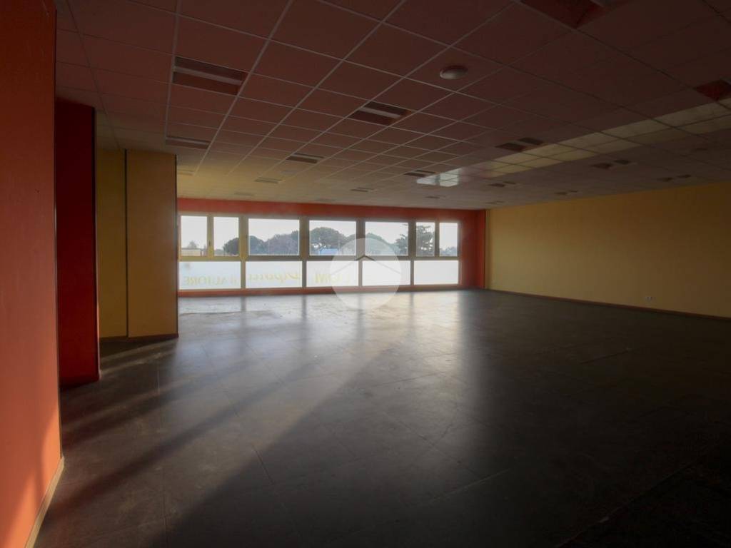 ufficio in vendita ad Urgnano