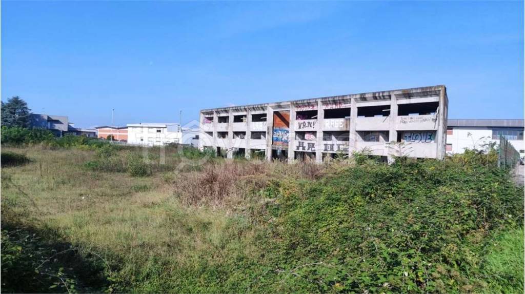 terreno edificabile in vendita ad Urgnano