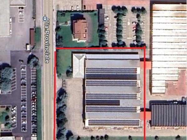 capannone in vendita ad Urgnano