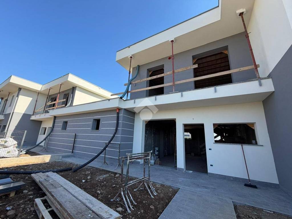 casa indipendente in vendita ad Urgnano
