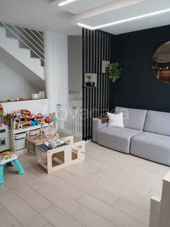 casa indipendente in vendita ad Urgnano