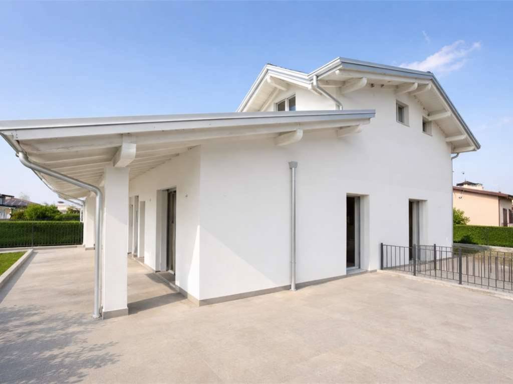 casa indipendente in vendita ad Urgnano