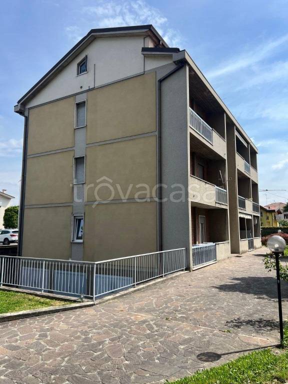 appartamento in vendita ad Urgnano