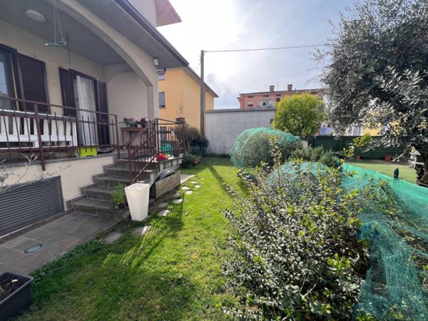 casa indipendente in vendita ad Urgnano