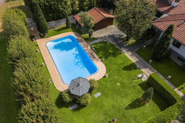 casa indipendente in vendita ad Urgnano