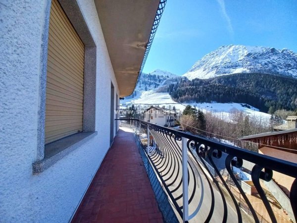 appartamento in vendita a Valbondione in zona Lizzola