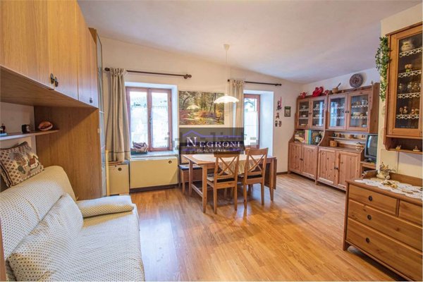 casa indipendente in vendita a Valbondione