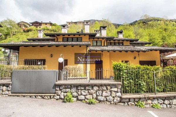 appartamento in vendita a Valbondione in zona Bondione