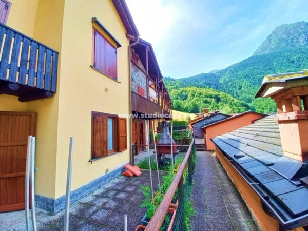 appartamento in vendita a Valbondione in zona Bondione