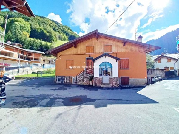 appartamento in vendita a Valbondione in zona Lizzola