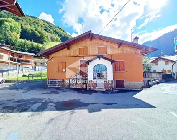 appartamento in vendita a Valbondione in zona Lizzola