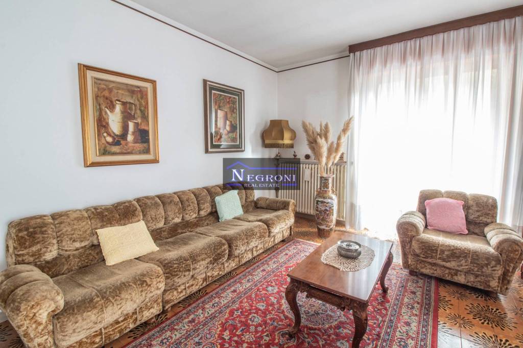 casa indipendente in vendita a Valbondione in zona Fiumenero