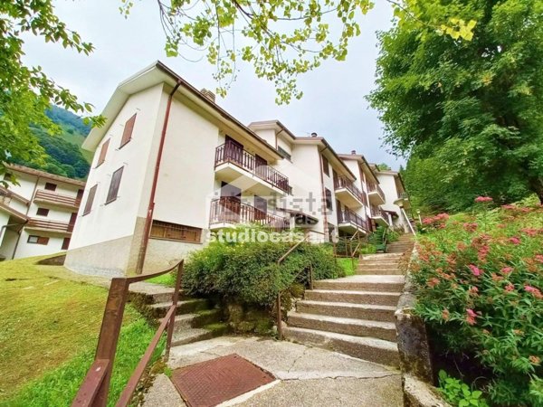 appartamento in vendita a Valbondione in zona Lizzola