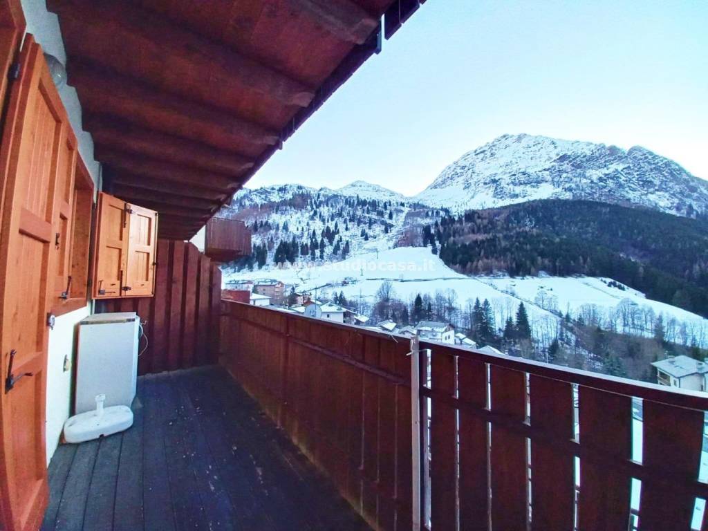 appartamento in vendita a Valbondione in zona Lizzola