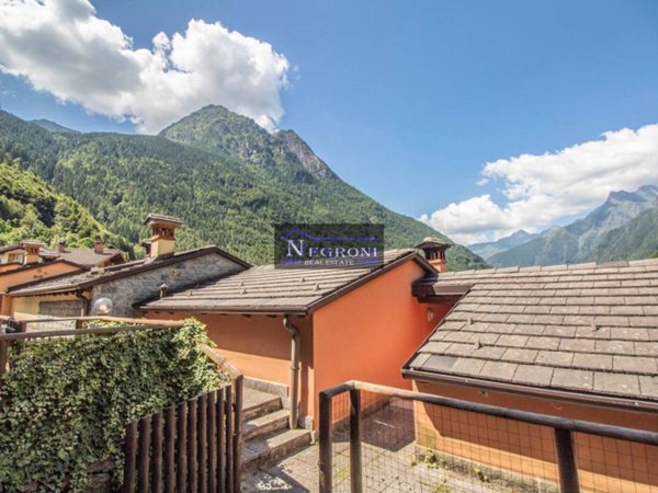 appartamento in vendita a Valbondione in zona Bondione