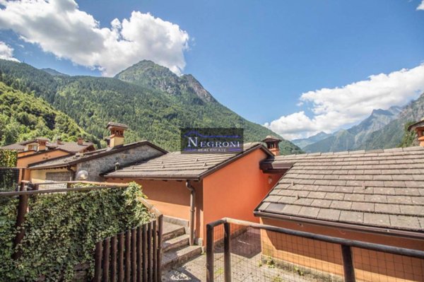 appartamento in vendita a Valbondione in zona Bondione