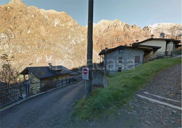 appartamento in vendita a Valbondione in zona Bondione