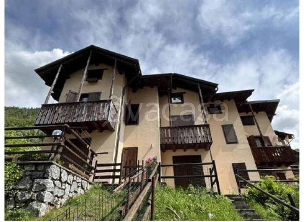 appartamento in vendita a Valbondione in zona Bondione