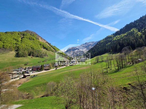 appartamento in vendita a Valbondione in zona Lizzola