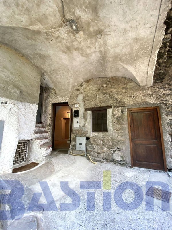 appartamento in vendita a Valbondione in zona Dossi