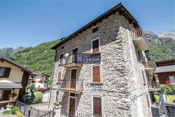 appartamento in vendita a Valbondione in zona Bondione