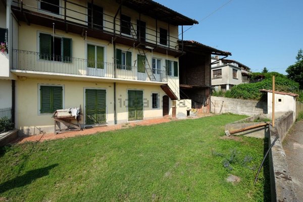 appartamento in vendita ad Azeglio in zona Piane