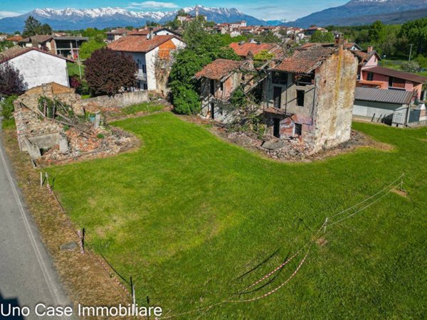 casa indipendente in vendita ad Azeglio