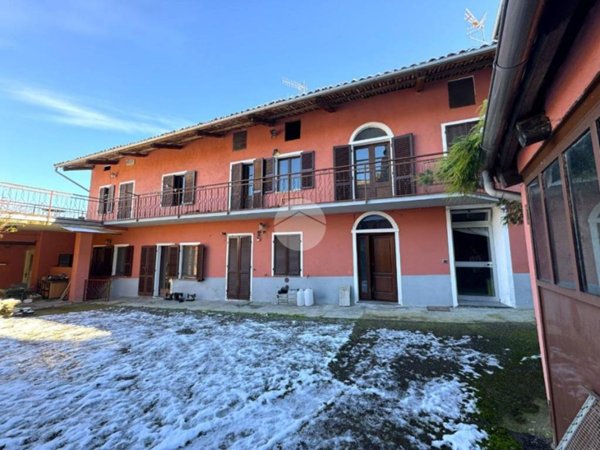 casa semindipendente in vendita ad Azeglio