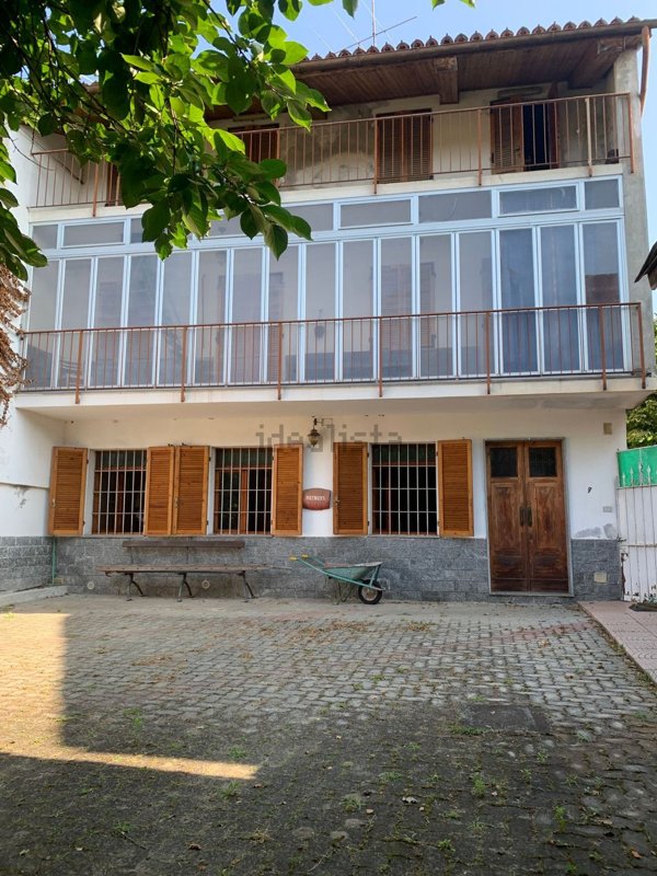 casa indipendente in vendita ad Azeglio