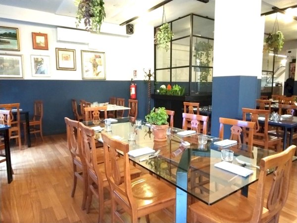 locale commerciale in vendita ad Azeglio