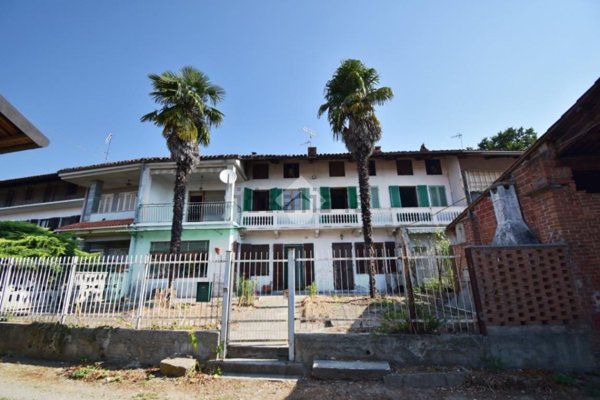 casa semindipendente in vendita ad Azeglio in zona Piane